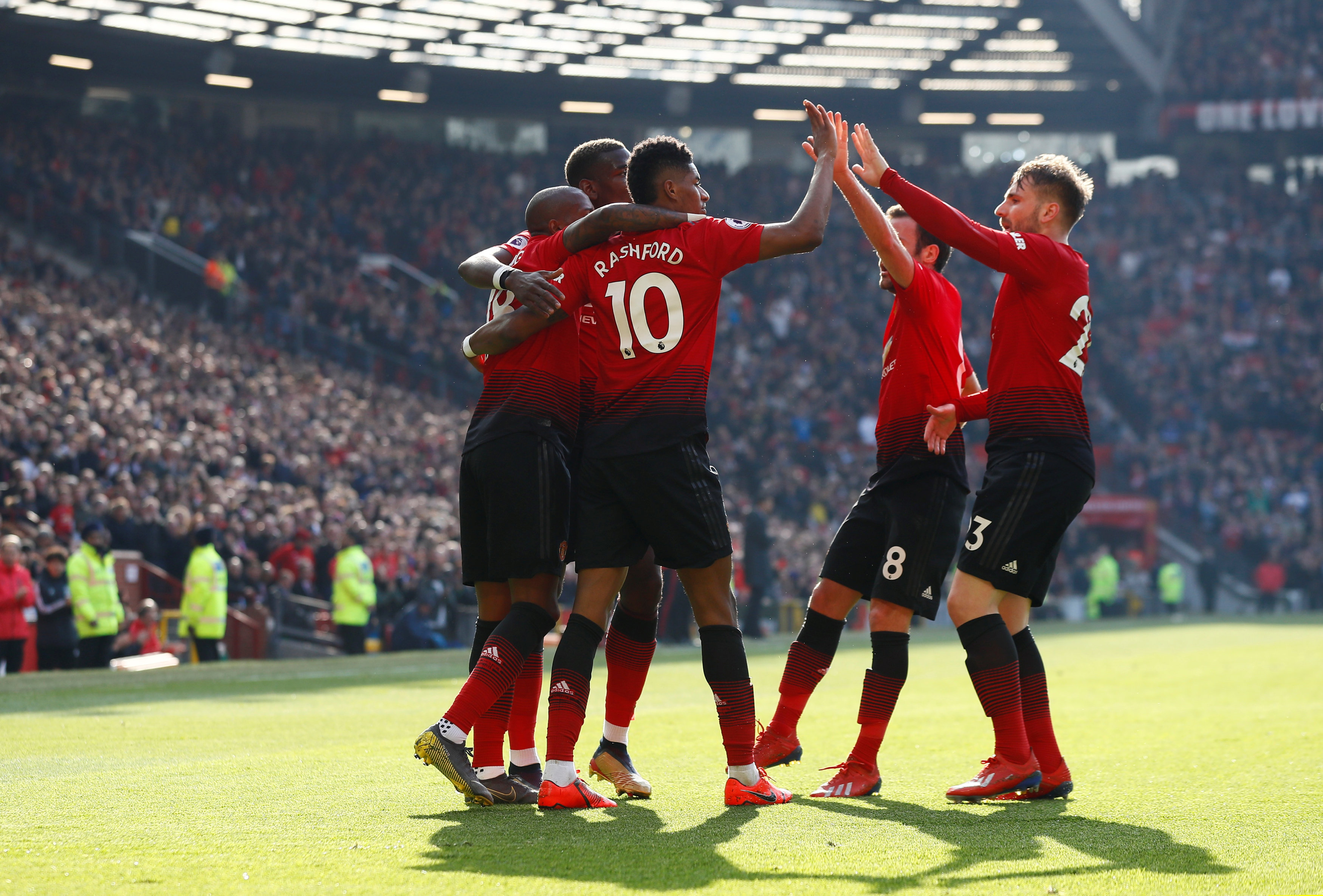 面临艰难的 面临艰难的